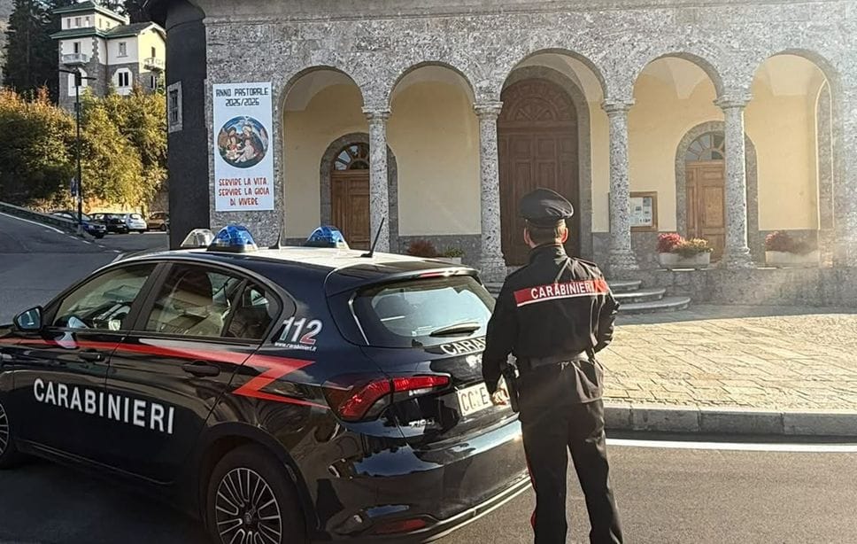 Ladri in chiesa e in oratorio a Castione: rubati calice, corone e denaro