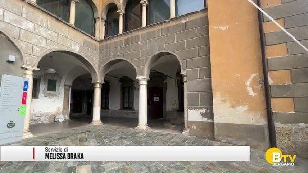 Almenno San Salvatore, oltre un milione di euro per il recupero della facciata dello storico municipio