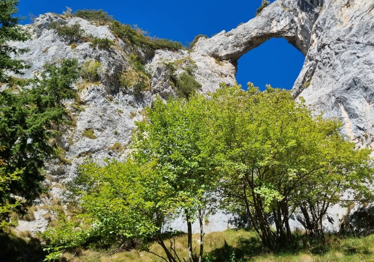 La bellezza solenne dell’arco del Pegherolo
