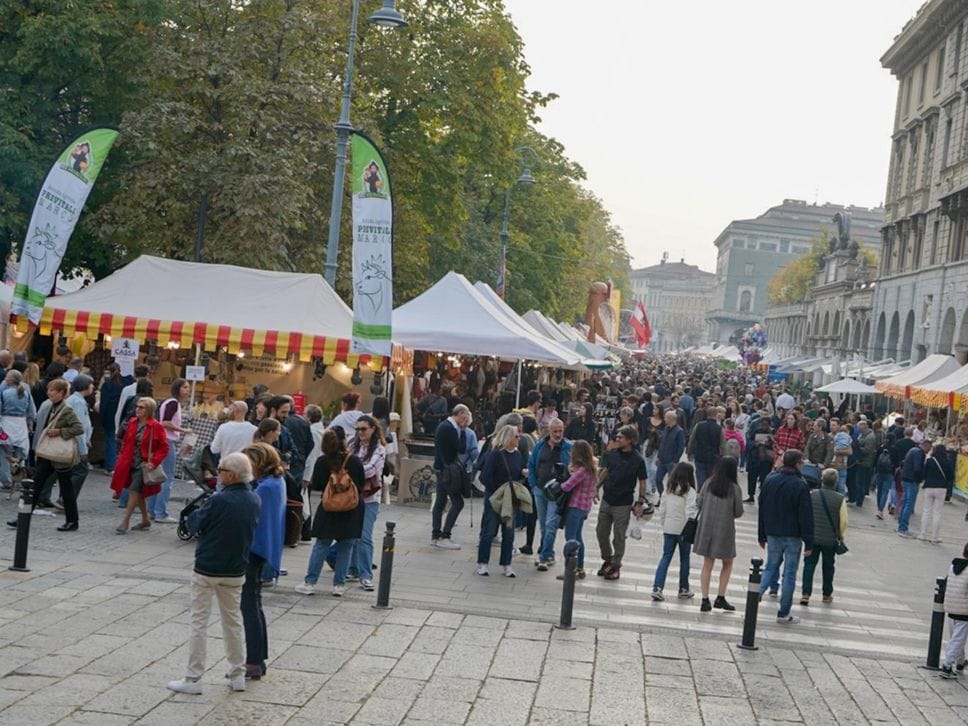 Mercatanti in Fiera, gran finale sul Sentierone: almeno 100 mila presenze in 4 giorni - Foto e video