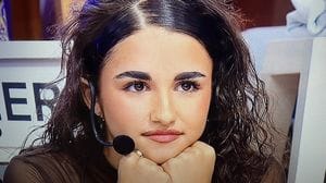 «Amici», Charli si scatena nel ballo tra lodi e critiche 
