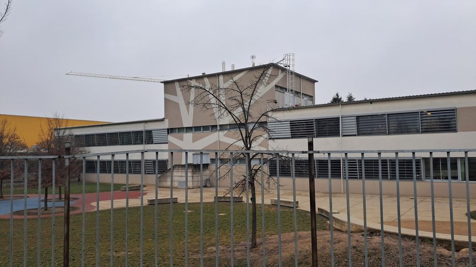 Osio Sotto, allagamento alla scuola Aldo Moro, lezioni sospese per 600 alunni