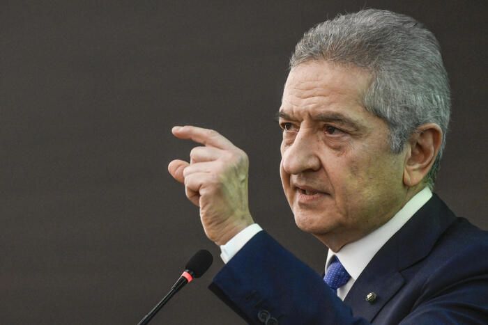 Panetta, cambiamento clima colpisce economia ma politiche siano sostenibili