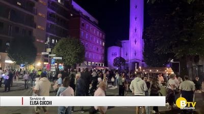 https://storage.ecodibergamo.it/media/photologue/2026/10/2/photos/cache/azzano-san-paolo-grande-successo-per-la-pink-fever-night_2d5954f8-be66-11f1-bc1d-6a46b6d81883_display.jpg