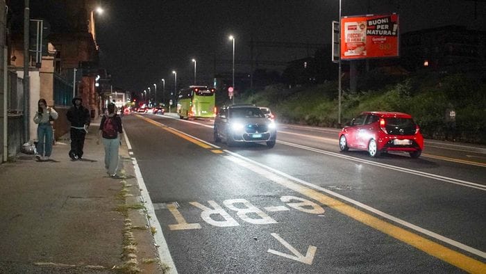 bergamo riaperto viale giulio cesare con due mesi d8217anticipo san giorgio pi249 stretta di notte