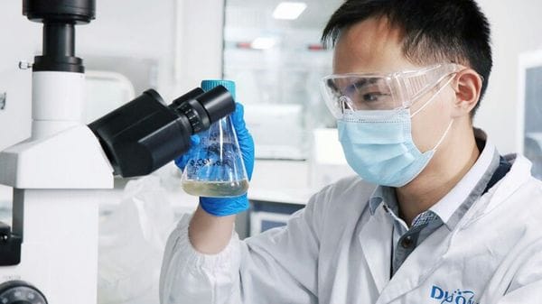 Science, 'le sanzioni Usa hanno rafforzato il legame fra aziende e ricerca in Cina'