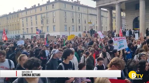 Arresti al corteo convalidati: uno resta in carcere, domiciliari per l'altro