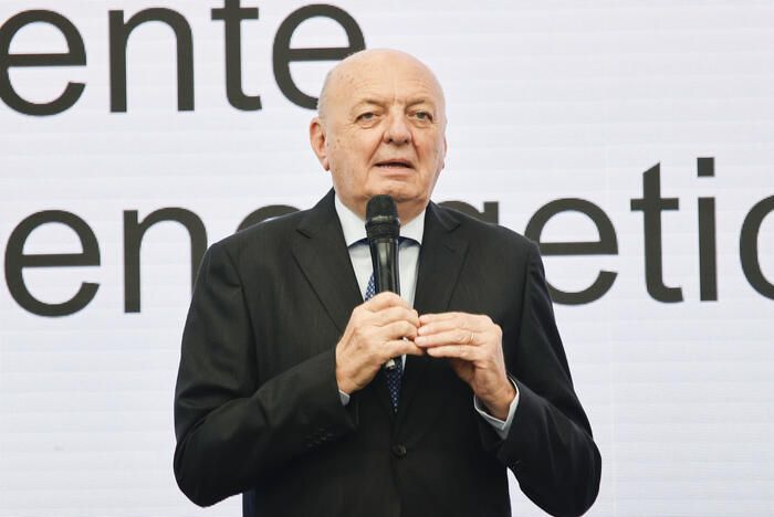 Pichetto, su metano e automotive segnali positivi dall'Europarlamento