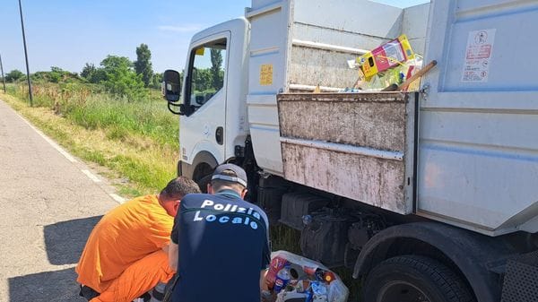 Rifiuti, record di multe a Osio Sotto a chi differenzia male: ne fioccano 165 in 7 mesi