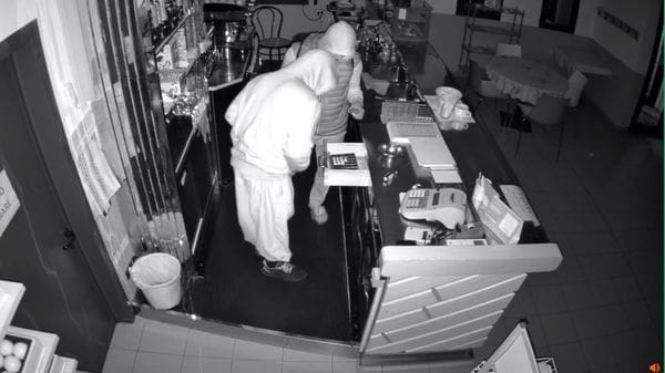 Ladri in oratorio anche al Sacro Cuore: via il fondo cassa, birre e caramelle 