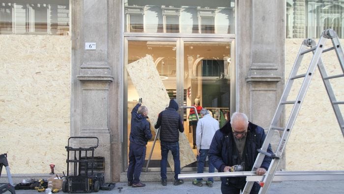 https://storage.ecodibergamo.it/media/photologue/2026/10/24/photos/cache/il-caso-milano-diritti-e-doveri-intrecciati_ef0bbefc-cf81-11f1-875d-cbb1103468b9_1920_1080_v3_large_16_9.jpg