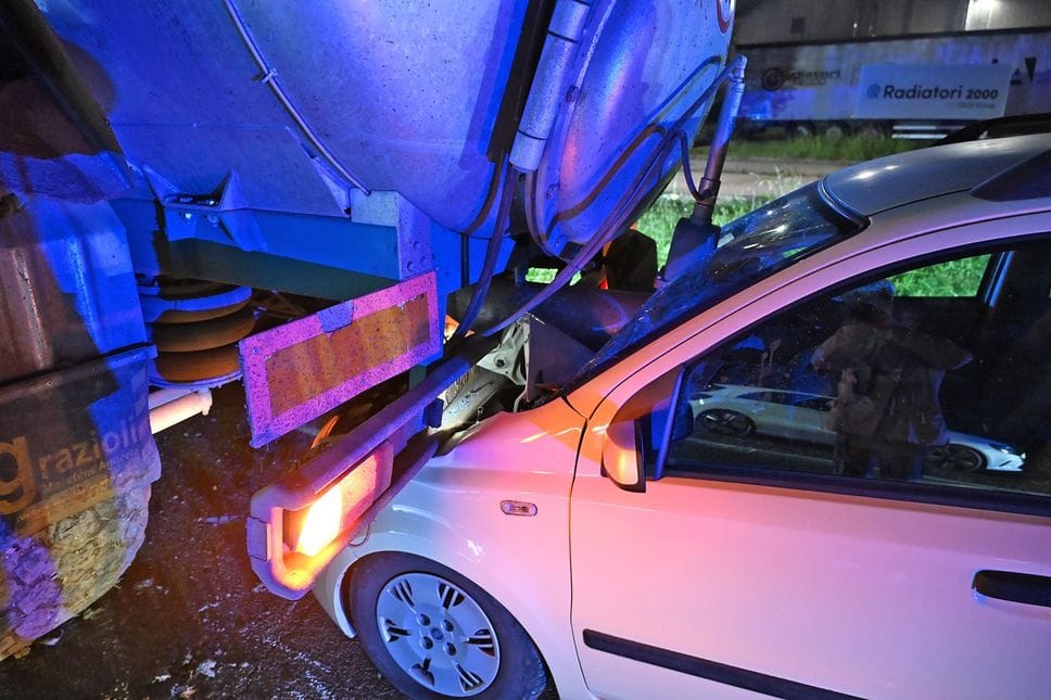 Ciserano, perde il controllo sulla Francesca. Sbalzato dalla moto, grave 34enne