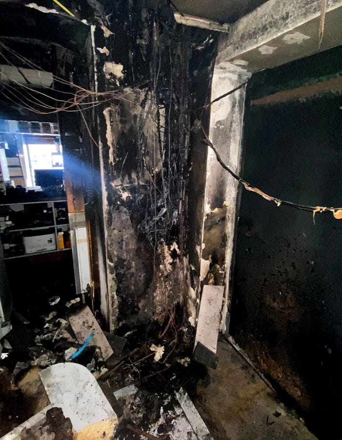 Rogo in via Moroni a Bergamo, danni per 50mila euro. «Il bar tabaccheria sarà chiuso un mese»