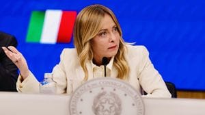I due volti del governo verso il voto