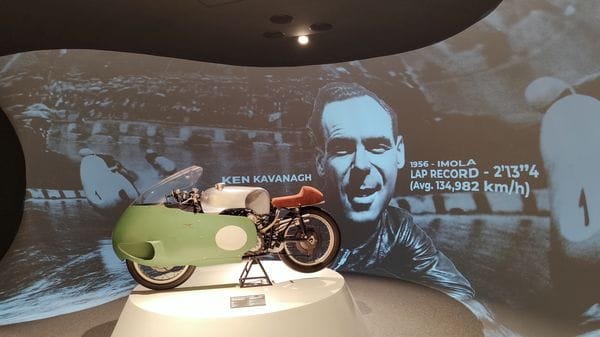 Museo Moto Guzzi, sulle tracce di Ken Kavanagh e del suo legame con Bergamo