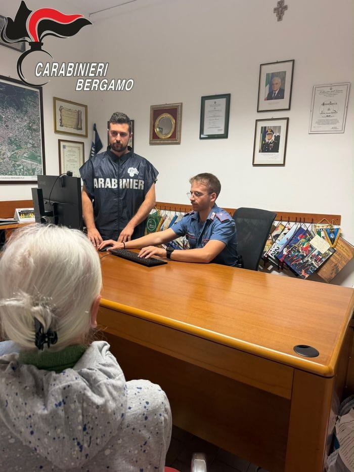 San Paolo d’Argon, finto finanziere deruba un’anziana: arrestato 21enne