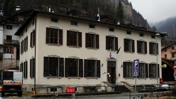 «Non si sarebbe potuto candidare». Sindaco di Valleve a rischio decadenza