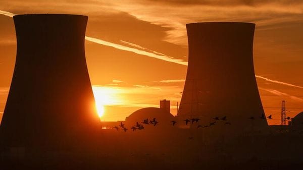 Pichetto, il nucleare arriverà fra 15 anni ma è la scelta del futuro
