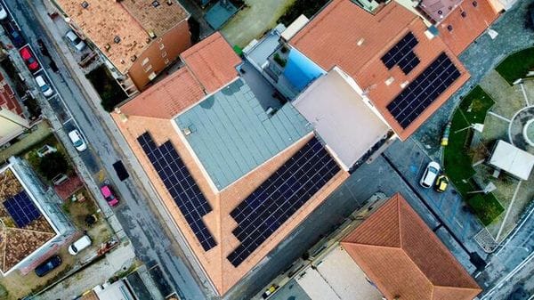 Sima, impianti fotovoltaici privati seconda forza rinnovabile del Paese