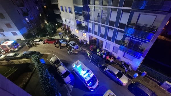 Esplosione a Bergamo, un boato scuote Borgo Santa Caterina:  due feriti gravissimi, 40 sfollati - Foto e video
