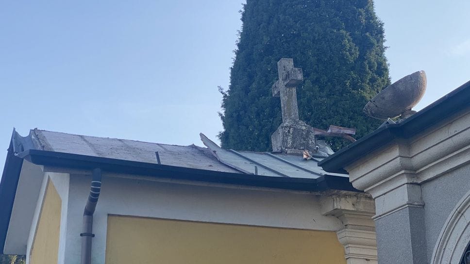 Nuovo furto di rame ad Arcene: dopo l’asilo, razzia al cimitero
