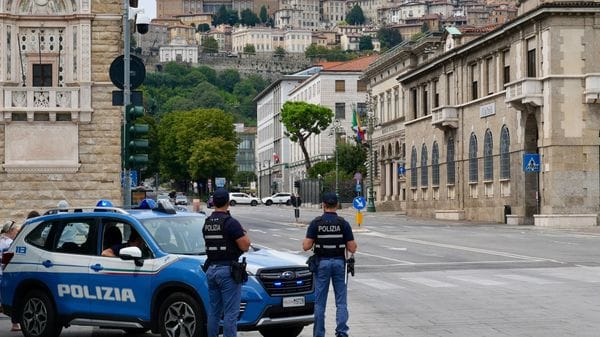 Bergamo, tenta di uccidere il padre durante una lite: arrestato