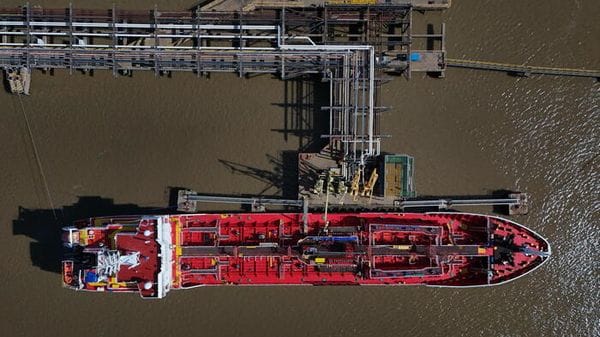 Domani la riunione del gruppo Ue sul petrolio, focus sul rilascio scorte