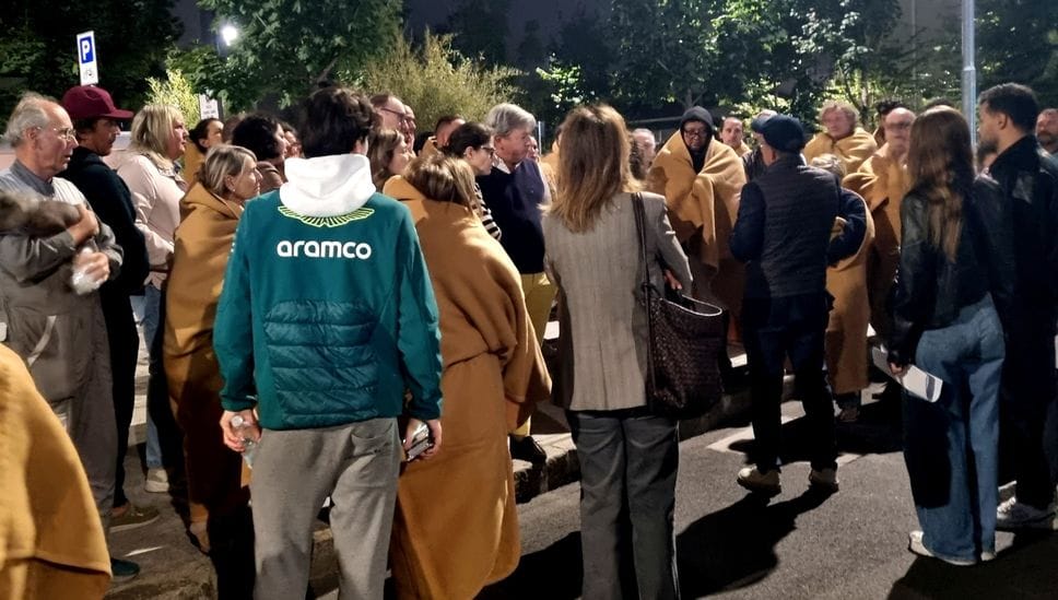 Esplosione a Bergamo, una ventina fuori casa. Gli sfollati ospitati in hotel
