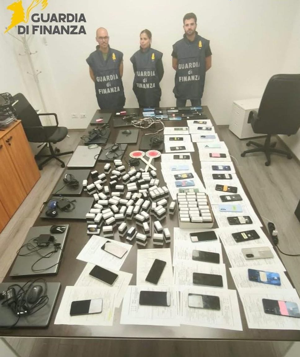 Frodi fiscali e riciclaggio, coinvolta anche la Bergamasca: sequestri per 37 milioni - Foto e video