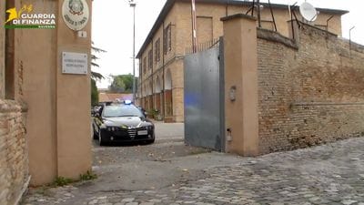 https://storage.ecodibergamo.it/media/photologue/2026/10/6/photos/cache/frodi-fiscali-e-riciclaggio-coinvolta-anche-la-bergamasca-sequestri-per-37-mil_b311c5f8-c14a-11f1-a31f-b7d0bf99ca0c_1920_1080_display.jpg