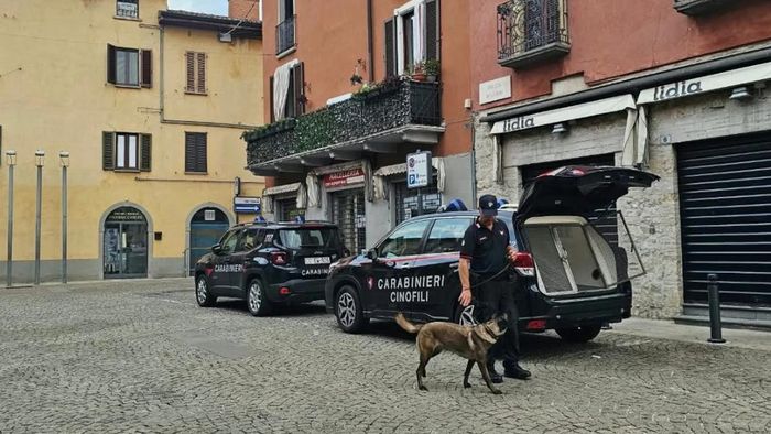 seriate un chilo di droga nascosto in casa arrestato un uomo da Ecodibergamo.it seriate un chilo di droga nascosto in casa arrestato un uomo