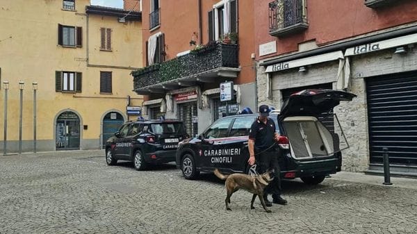 Seriate, un chilo di droga nascosto in casa: arrestato un uomo
