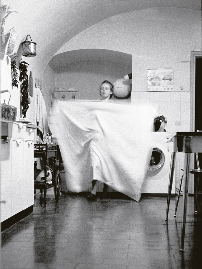 Addio a Modonesi, l’occhio che fotografava un mondo di sentimenti