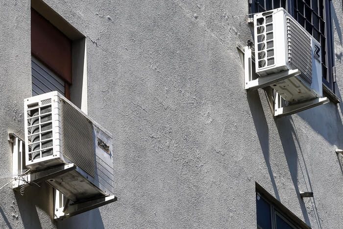 Piepoli, '61% italiani non ha riscaldato o raffrescato per motivi economici'