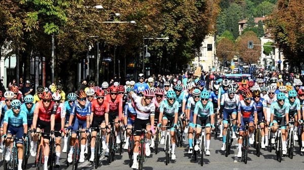 Ciclismo, sabato il Giro di Lombardia a Bergamo: ecco le strade chiuse e i divieti
