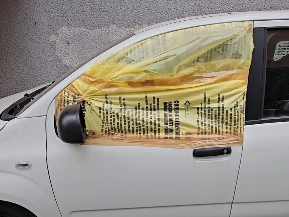 Esplosione in via Longo, 20 abitazioni non fruibili. Presidio fisso contro gli sciacalli