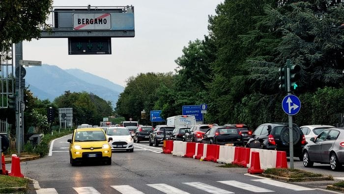 martinella addio al semaforo obiettivo lavori in primavera da Ecodibergamo.it martinella addio al semaforo obiettivo lavori in primavera