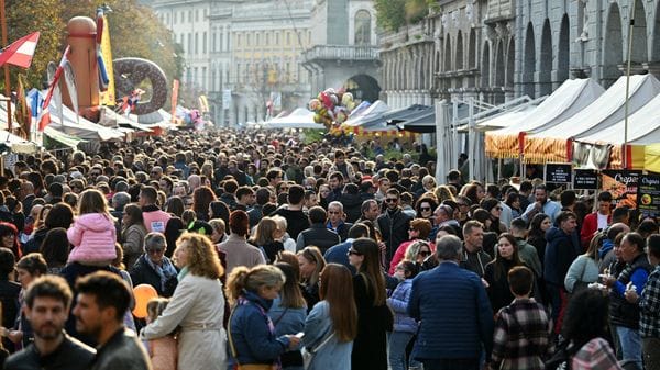 Bergamo, torna Mercatanti: quattro giorni tra sapori del mondo sul Sentierone