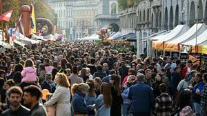 Bergamo, torna Mercatanti: quattro giorni tra sapori del mondo sul Sentierone