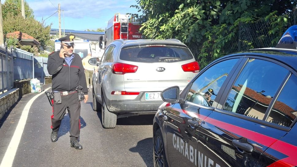 Filago,  62enne muore schiacciato da un mini escavatore