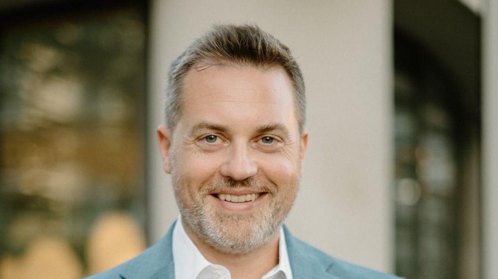 Luca Fiorina, 40 anni, di Ponte Nossa, vive e lavora dal 2019 a Toronto in Canada: oggi ricopre il ruolo di general manager dell’area Nord America per Adicomp, azienda italiana facente parte del gruppo Ingersoll Rand