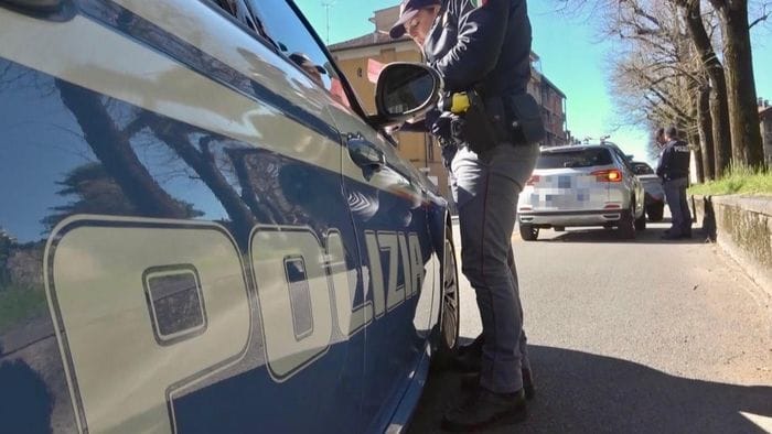 furti nei supermarket 3 arresti a bergamo in un solo giorno e 1000 euro di merce recuperata