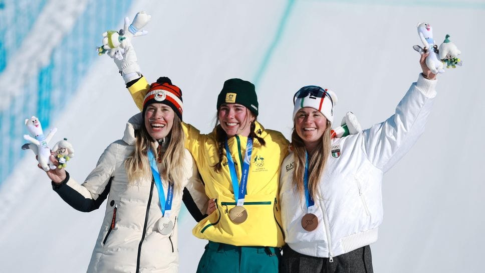 Il podio della gara femminile di snowboardcross, Michela Moioli, la prima da destra, ha ottenuto uno stoico bronzo.