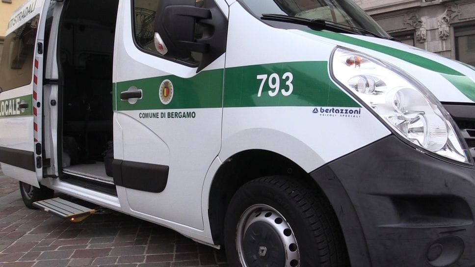 L’unità mobile incidenti della polizia locale di Bergamo
