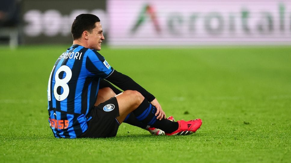 Raspadori infortunato in campo sabato 14 febbraio nella partita contro la Lazio. Dovrà restare fuori almeno tre settimane per uno stiramento