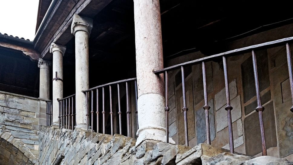 La ringhiera del Palazzo della Ragione. Il tema della sicurezza all’attenzione del Comune