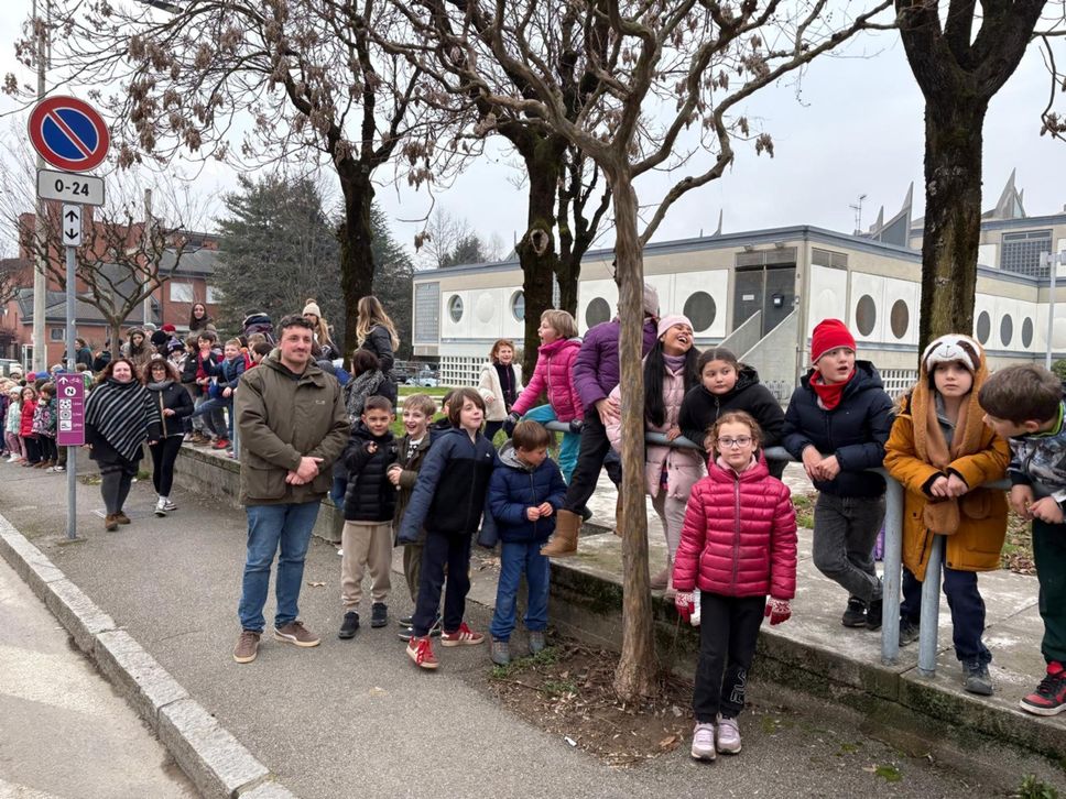 Tanti i bambini in strada