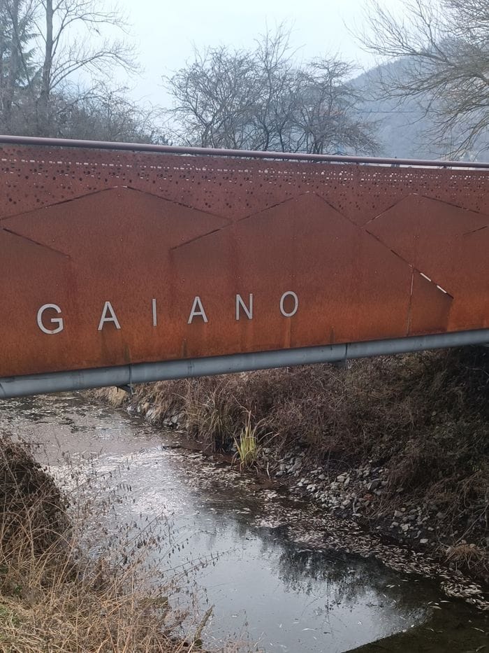 Il ponticello ciclopedonale in Piangaiano