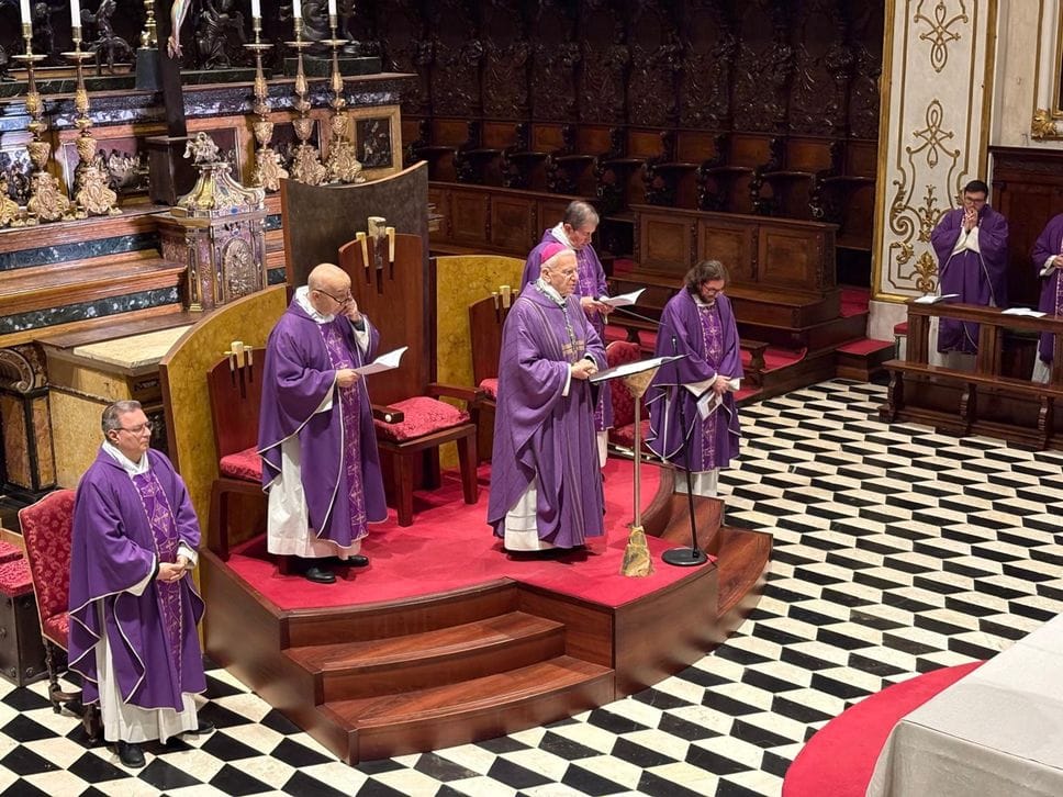 La Messa celebrata dal Vescovo