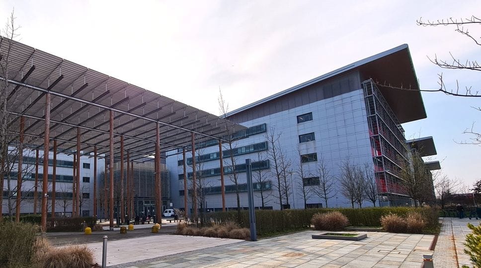 Una panoramica parziali dell’Ospedale «Papa Giovanni XXIII» di Bergamo